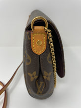 Load image into Gallery viewer, Favorite MM Monogram