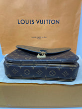 Load image into Gallery viewer, POCHETTE METIS REVERSE
