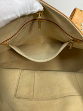 Load image into Gallery viewer, Hampstead MM Azur SKU1187