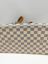 Load image into Gallery viewer, Hampstead MM Azur SKU896