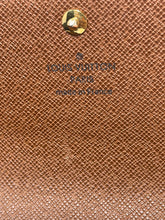 Load image into Gallery viewer, Sarah Wallet SKU6331