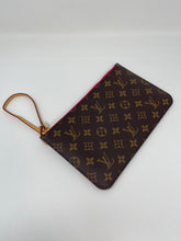 Load image into Gallery viewer, Neverfull MM Pivione SKU1505