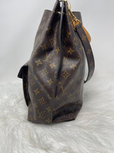 Load image into Gallery viewer, Metis Hobo SKU6346