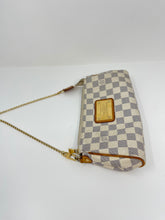 Load image into Gallery viewer, Eva Azur SKU1300