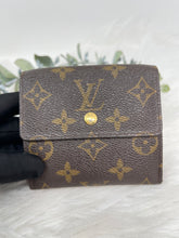 Load image into Gallery viewer, Elise Wallet SKU6105