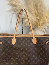 Load image into Gallery viewer, Neverfull GM Beige SKU6294
