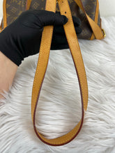 Load image into Gallery viewer, Menilmontant PM Monogram SKU740