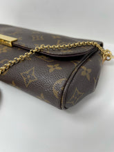 Load image into Gallery viewer, Favorite MM Monogram