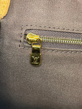 Load image into Gallery viewer, Menilmontant PM SKU856