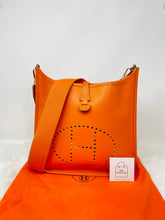 Load image into Gallery viewer, Hermes Evelyne PM SKU