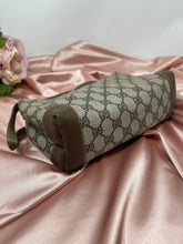 Load image into Gallery viewer, Gucci Pouch SKU6225