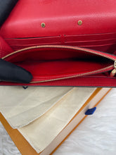 Load image into Gallery viewer, Pallas Wallet Red SKU6152