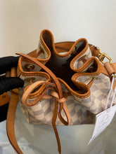 Load image into Gallery viewer, Neo Petit SKU6273