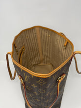 Load image into Gallery viewer, Neverfull MM SKU1238