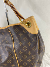 Load image into Gallery viewer, Galleria GM Monogram SKU702