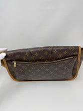 Load image into Gallery viewer, Menilmontant MM Monogram SKU706