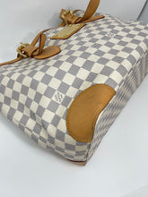 Load image into Gallery viewer, Hampstead MM Azur SKU1187