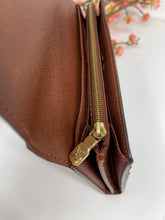 Load image into Gallery viewer, Sarah Envelope SKU