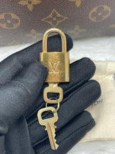 Load image into Gallery viewer, Speedy Bandouliere 25 SKU6382