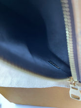Load image into Gallery viewer, POCHETTE METIS REVERSE