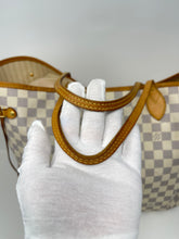 Load image into Gallery viewer, Neverfull GM Azur SKU1247