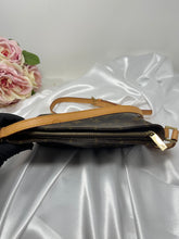 Load image into Gallery viewer, Troutter SKU6237