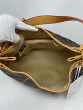 Load image into Gallery viewer, Galleria PM Monogram