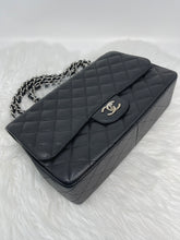 Load image into Gallery viewer, Chanel Classic Jumbo SHW SKU6002