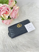 Load image into Gallery viewer, Gucci Marmont Wallet