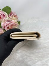 Load image into Gallery viewer, Sarah Envelope Azur SKU6334