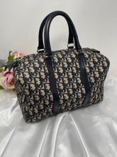 Load image into Gallery viewer, Dior Boston 25 SKU6258