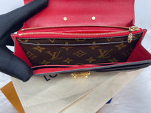 Load image into Gallery viewer, Pallas Wallet Red SKU6152