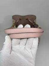 Load image into Gallery viewer, Neo Neo Pink SKU1188