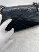 Load image into Gallery viewer, Chanel Classic Jumbo SHW SKU6002