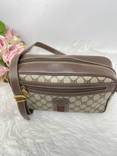 Load image into Gallery viewer, Gucci Vintage SKU6165