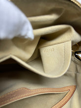 Load image into Gallery viewer, Retiro PM Monogram SKU704