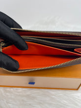 Load image into Gallery viewer, Clemence Orange SKU6153