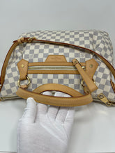 Load image into Gallery viewer, Evora MM Azur SKU883