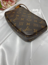Load image into Gallery viewer, Pochette Accesories SKU6250