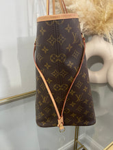 Load image into Gallery viewer, Neverfull GM Beige SKU6294