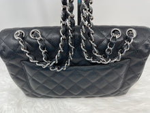 Load image into Gallery viewer, Chanel Classic Jumbo SHW SKU6002