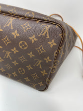 Load image into Gallery viewer, Neverfull GM Pivione SKU1000