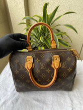 Load image into Gallery viewer, Speedy 25 Monogram SKU743