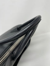 Load image into Gallery viewer, Givenchy Antigona Small