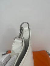 Load image into Gallery viewer, Hermes Evelyne I SKU901