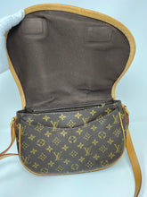 Load image into Gallery viewer, Menilmontant PM Monogram