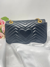 Load image into Gallery viewer, Gucci Marmont Small SKU6279
