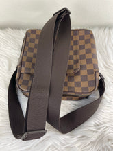 Load image into Gallery viewer, Olav Crossbody SKU738