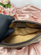 Load image into Gallery viewer, Gucci Pouch SKU6225