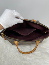 Load image into Gallery viewer, Turenne MM Monogram SKU1527